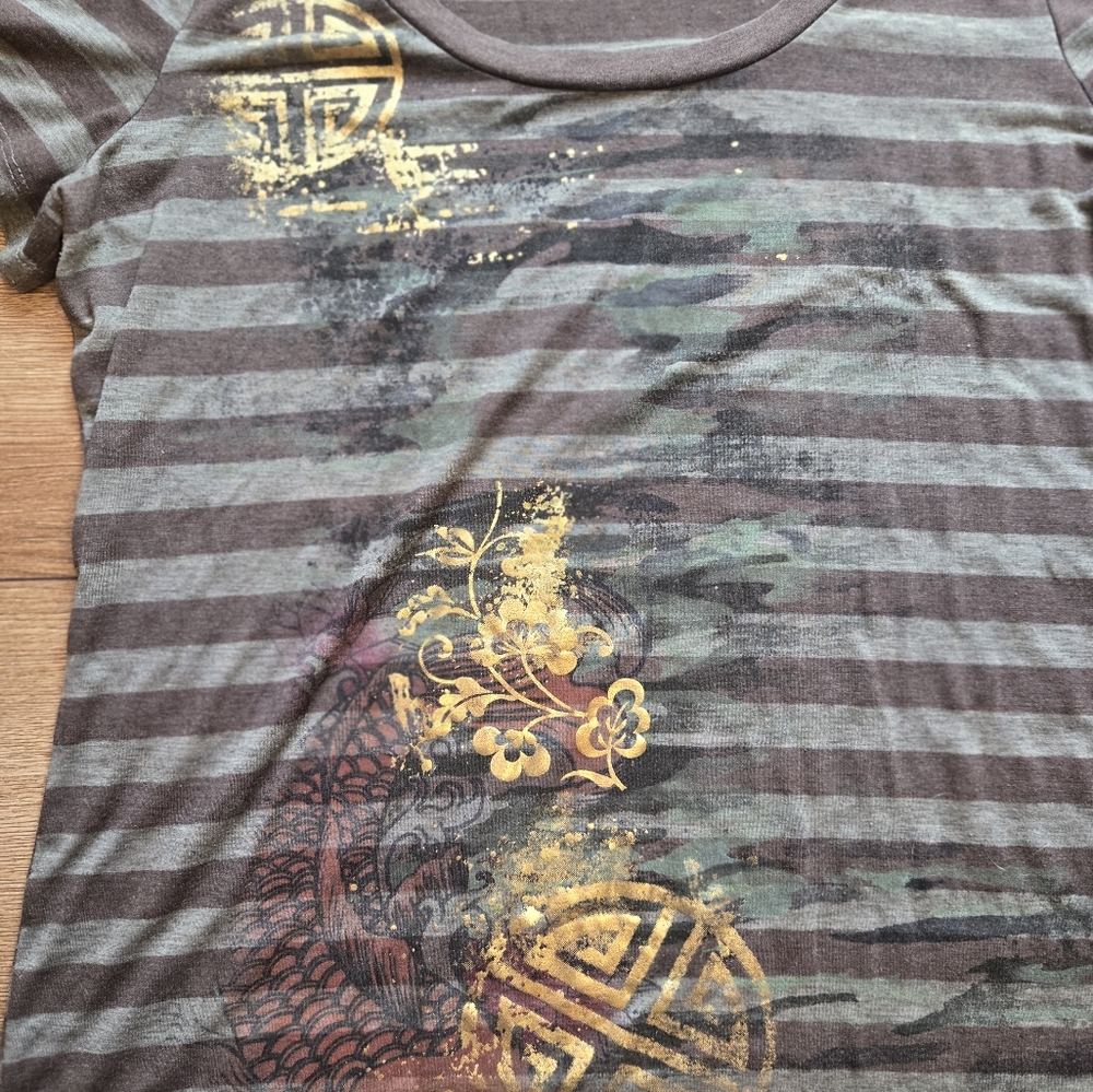 MAURICES Striped Short Sleeve Graphic Tee Gold Foil Accent Top Plus 14W 0X - Picture 3 of 9